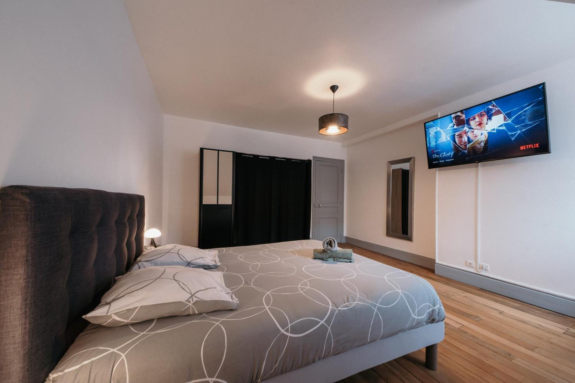 Appartement D'Aubilly Hyper Centre-Ville Charleville-Mézières Екстериор снимка